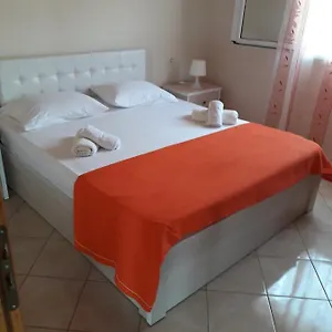 Lucas Apartamento