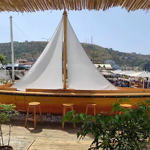 Alloggio in famiglia Olivia Grove, Himare