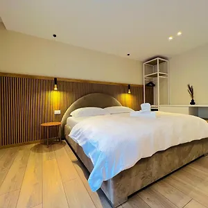Center Hideaway Appartamento Tirana